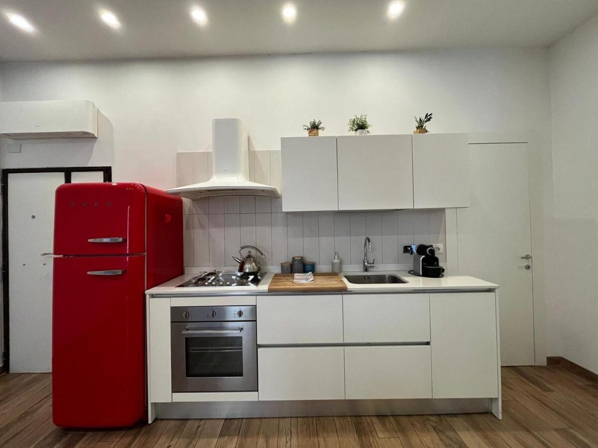 La Dolce Vita - Luxury Colosseum Boutique Apartment โรม ภายนอก รูปภาพ